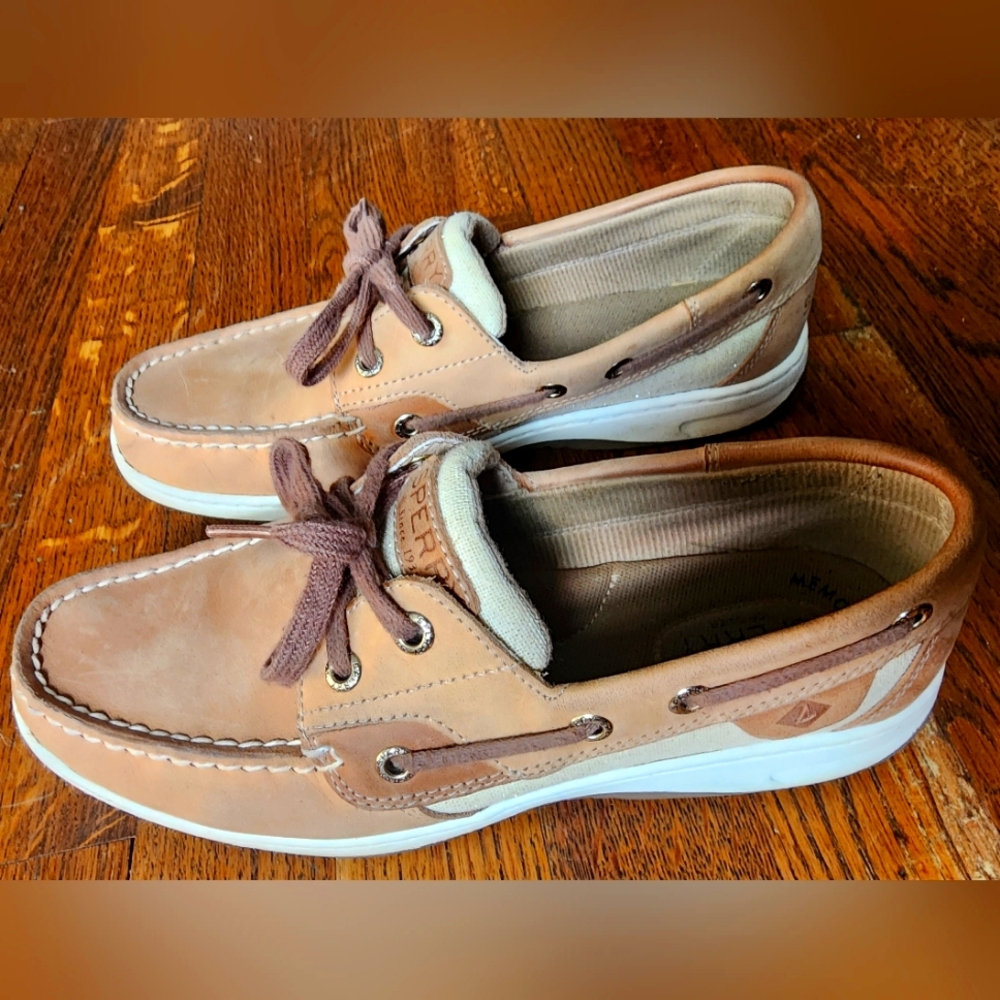 Sperry boat shoes